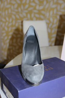 Туфли замшевые Stuart Weitzmann