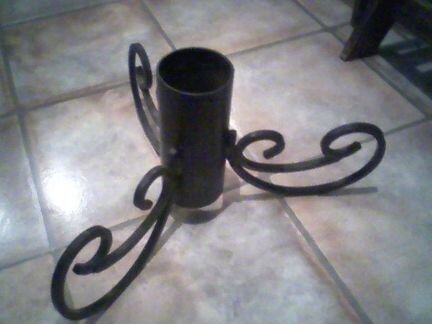 Подставка под новогоднюю елку