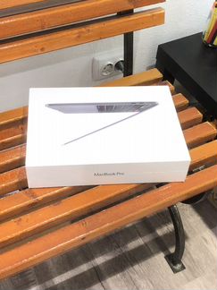 MacBook Pro 13 2.0/i5/16/1 tb silver2020