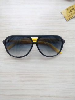 Очки солнцезащитные