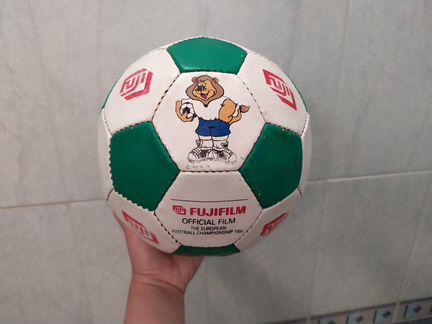 Футбольный мяч uefa euro 1996