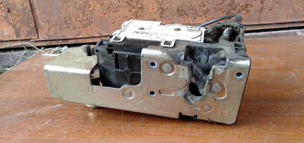 Замок двери правой Форд транзит YC1AV21812