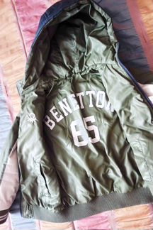 Куртка на мальчика р.120 Benetton на весну-лето
