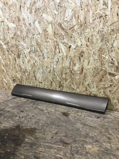 Накладка передняя правая Toyota Venza