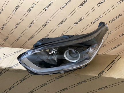 Фара левая Kia Ceed 3