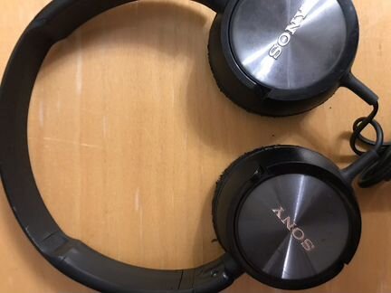 Наушники Sony в хорошем состоянии оригинал