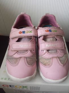 Кроссовки Geox мигающая подошва. Р.27