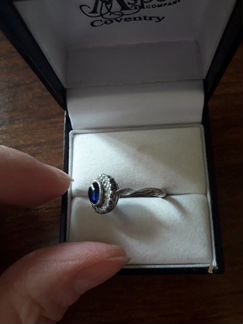 Серебряное кольцо с сапфиром