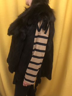 Меховая жилетка