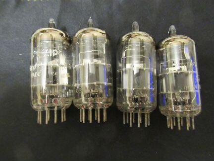 Квартет ламп Philips ECC88 / 6DJ8