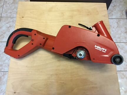 Машина для резки бетона hilti DCH 230
