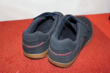 Кроссовки demix