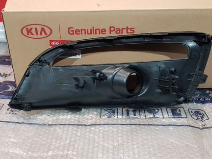 Рамка птф Киа Сид 2 15-18 рестайлинг правая