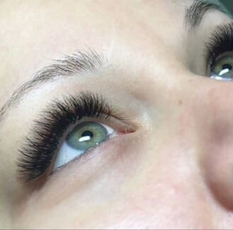 Наращивание ресниц