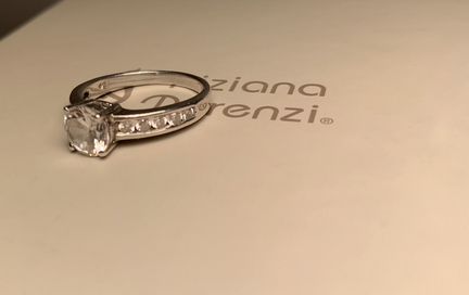 Серебряное кольцо с фианитами