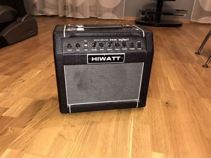 Комбоусилитель hiwatt maxwatt G15 8R